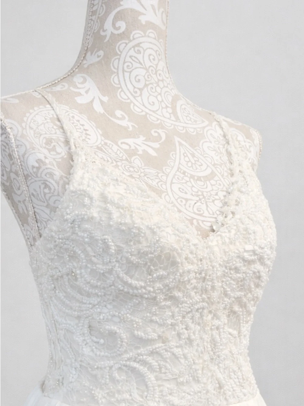 Truvelle Beaded Wedding Gown Size 14 Ivory Boho Lace Dress 30” waist - Like New - Picture 3 of 15